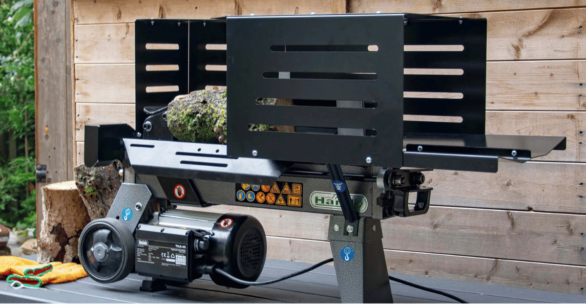 The Handy THLS-4G Electric Log Splitter Review: Your UK Garden Guide - featured image