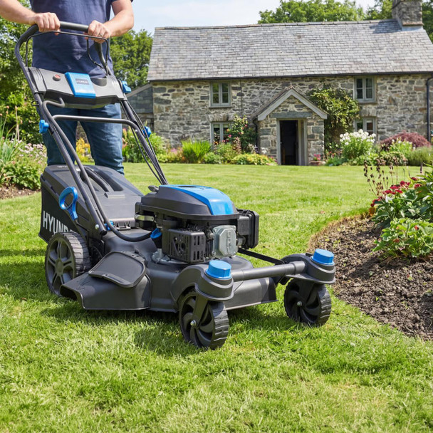 Hyundai HYM20200SPEZX Petrol Lawn Mower